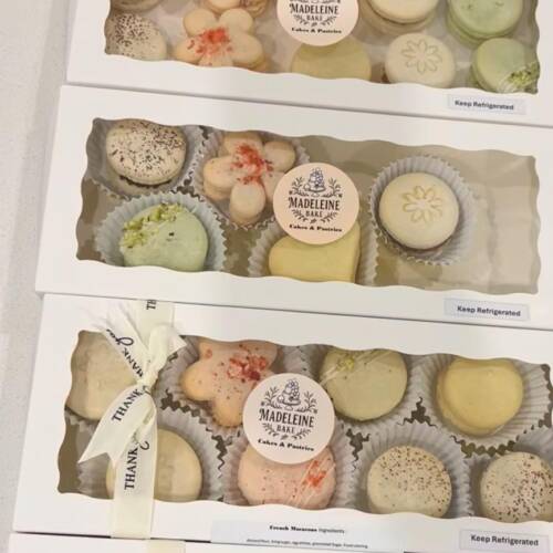 Box of 30 Macarons