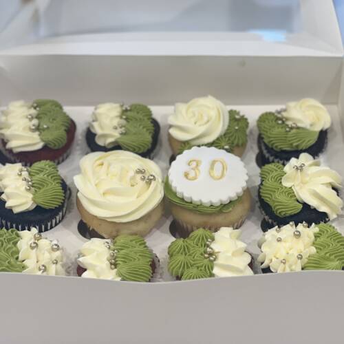 Custom Cupcakes – Box of 12