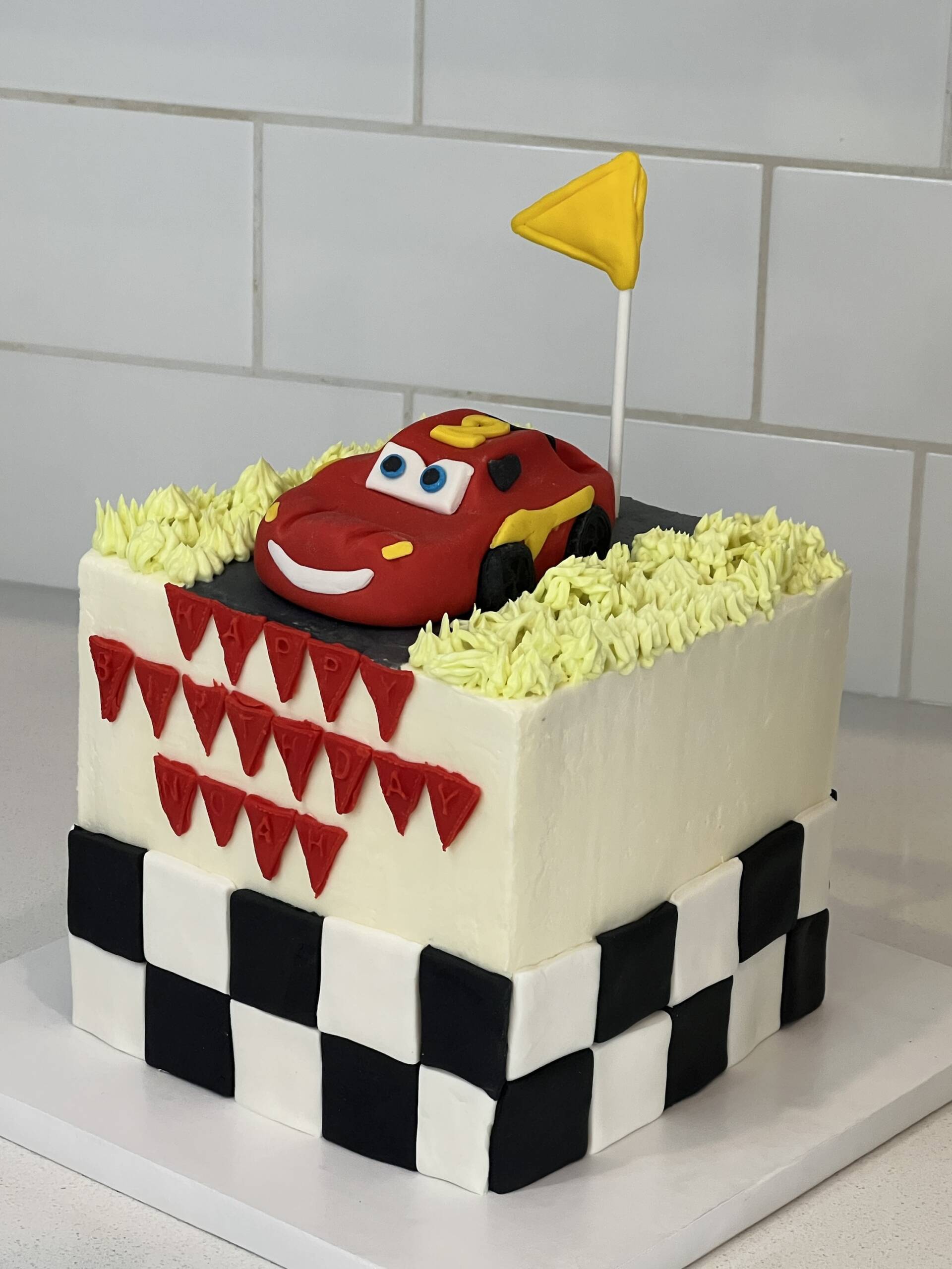 Car-Themed Birthday Cake 🏁 - Image 2