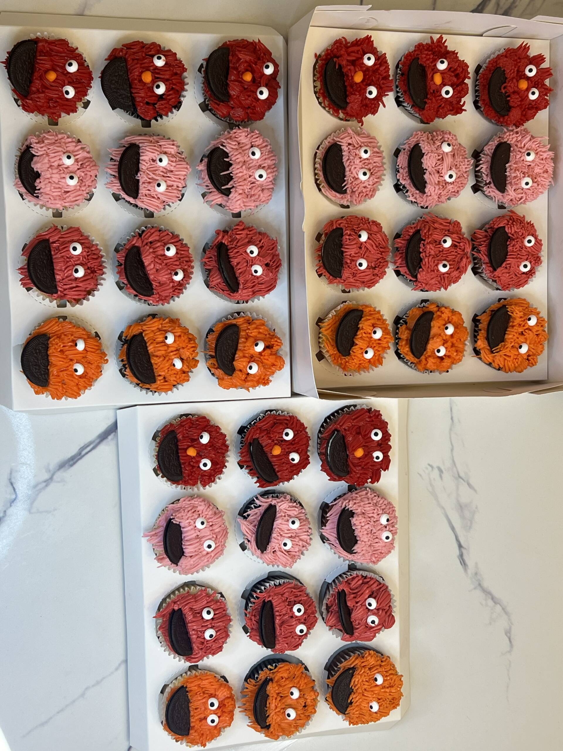 Custom Cupcakes – Box of 12 Copy