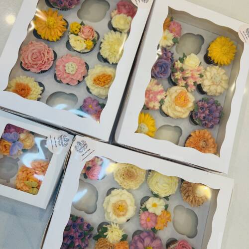 Floral Cupcakes – Box of 12 Cupcakes